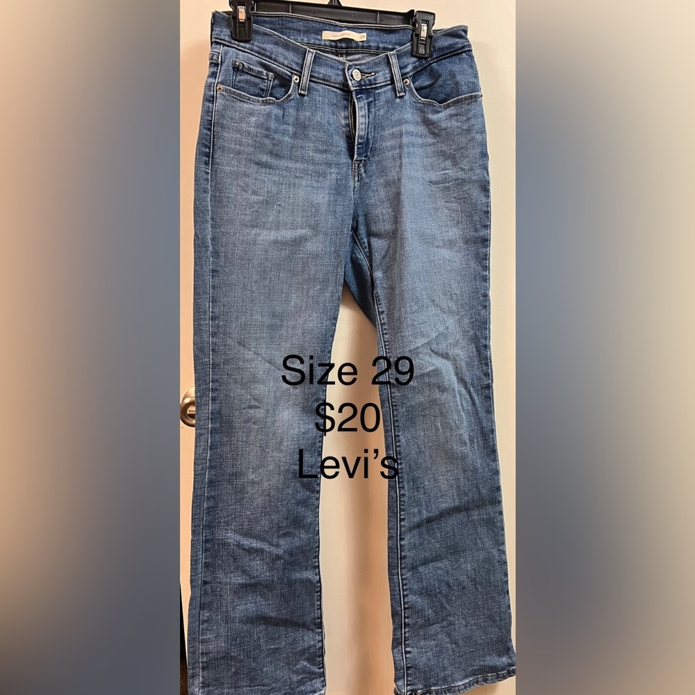 Levi's Women's Classic Straight Leg Denim